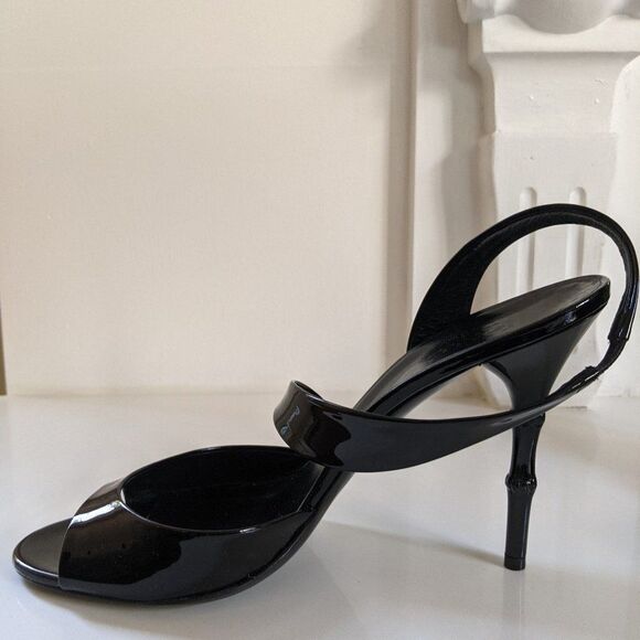 Gucci Vernice Crystal Sandal - Picture 2 of 12